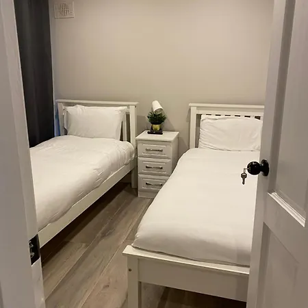 No 16 Bayside בית נופש *